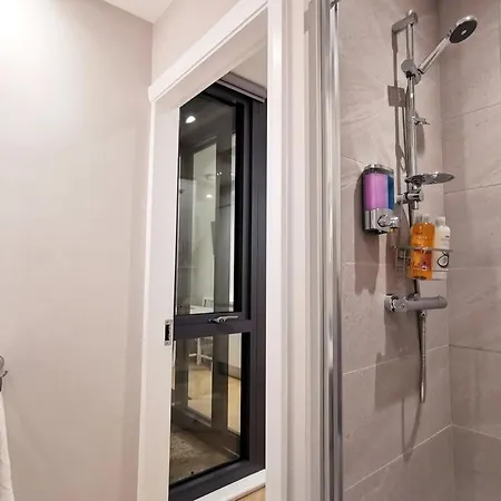 Lovely 2bed With Patio & Fast Reliable Wifi Dublin