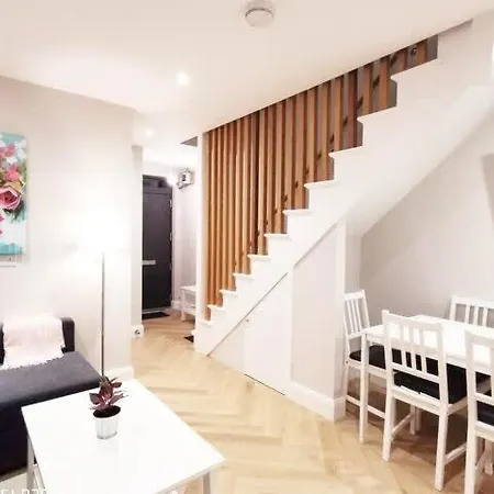 Lovely 2bed With Patio & Fast Reliable Wifi Dublin