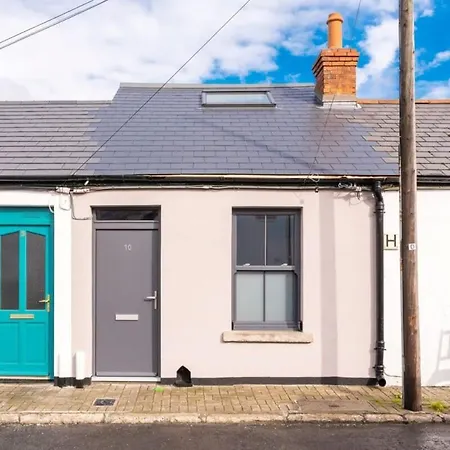 度假居 Lovely 2bed With Patio & Fast Reliable Wifi