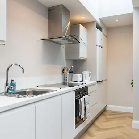 Lovely 2bed With Patio & Fast Reliable Wifi